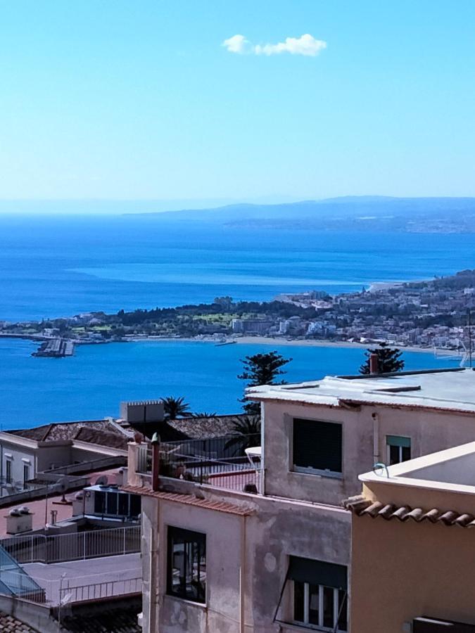 Taormina Center Private Apartments By Fragranza Di Sicilia Exterior photo