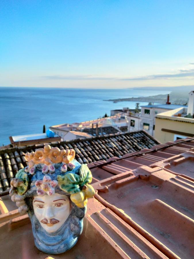 Taormina Center Private Apartments By Fragranza Di Sicilia Exterior photo