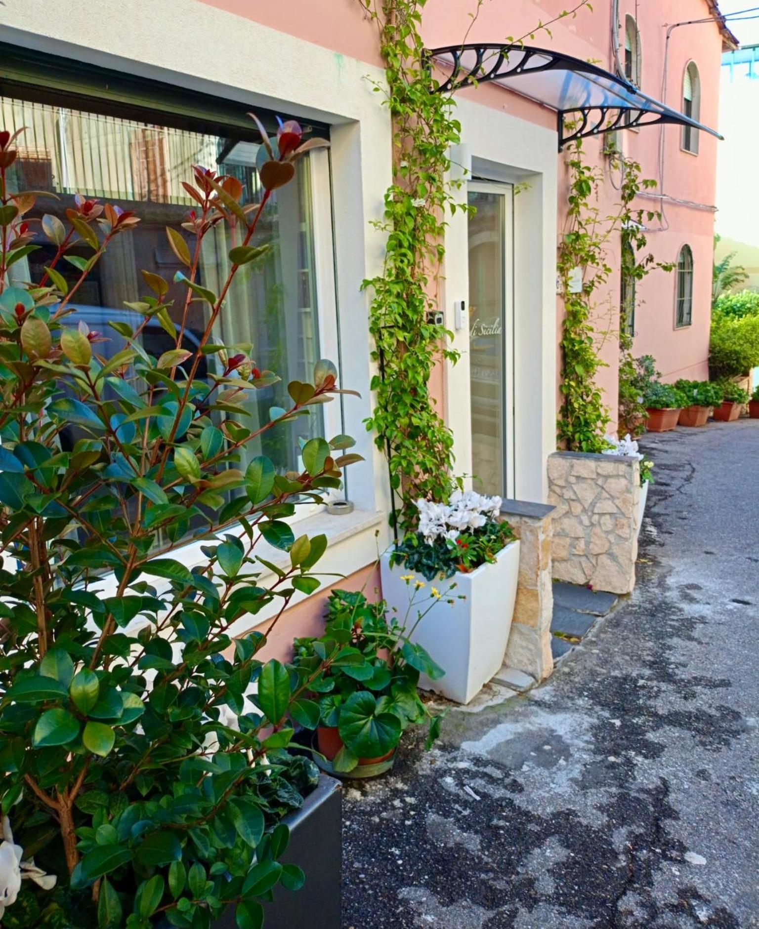 Taormina Center Private Apartments By Fragranza Di Sicilia Exterior photo